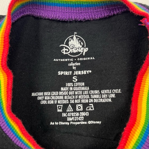 Walt Disney Spirit Jersey Long Sleeve Shirt Small Rainbow Pride Cast Member A1 - Picture 3 of 7